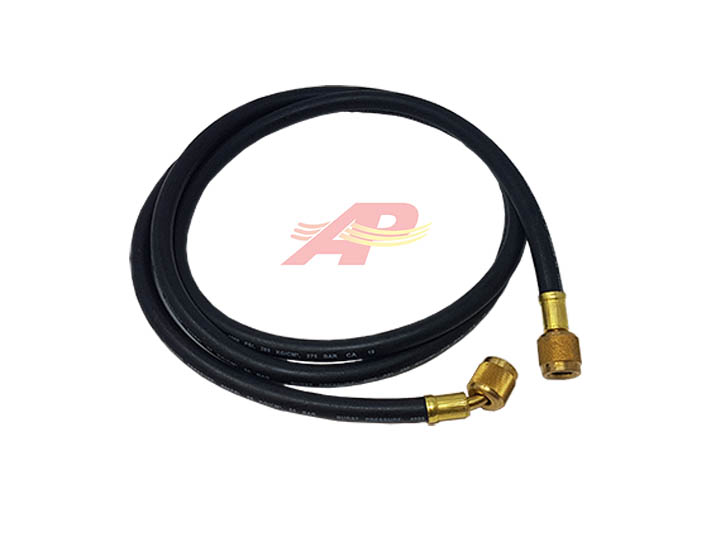 530-47724 - 1/4" femelle x 1/4" femelle / Tuyau noir / 72"- 180cm
