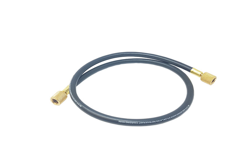 530-84364 - 1/2″ ACME-F x 1/2″ ACME-F / Black Hose / 36" - 90cm
