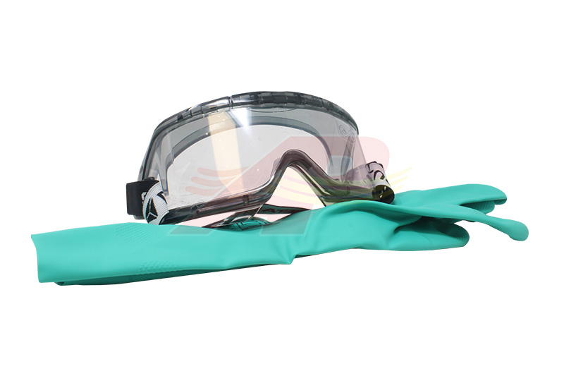 18-8010 - Safety Goggles and Glove Set